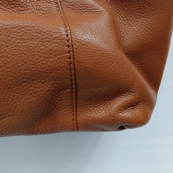 Michael Kors Jet Set Tan Tote Bag - Picture 5 of 14